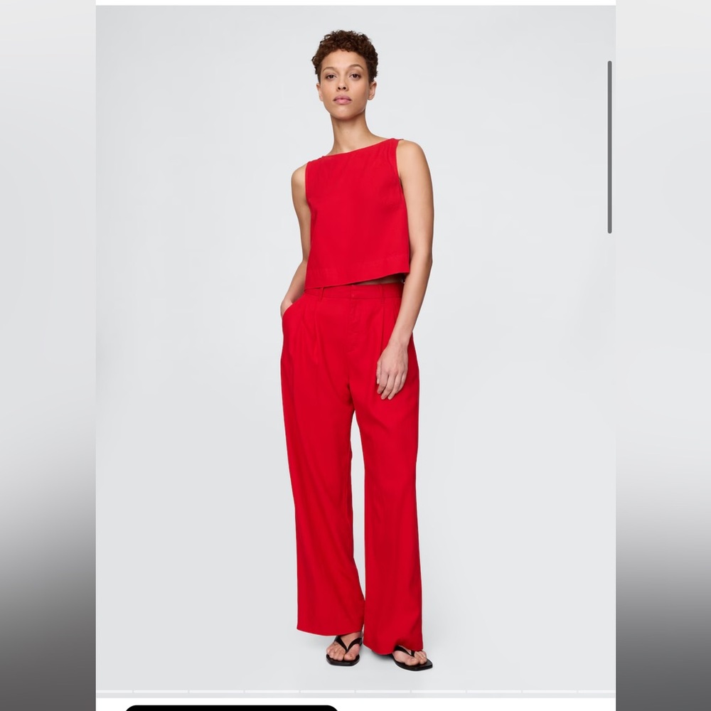 Gap 365 High Rise Linen-Blend Trousers
 Tomato red